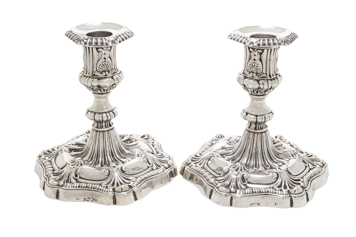 Koning George III sterling zilveren paar kandelaars 1813