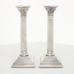 Engelse zilveren kandelaars