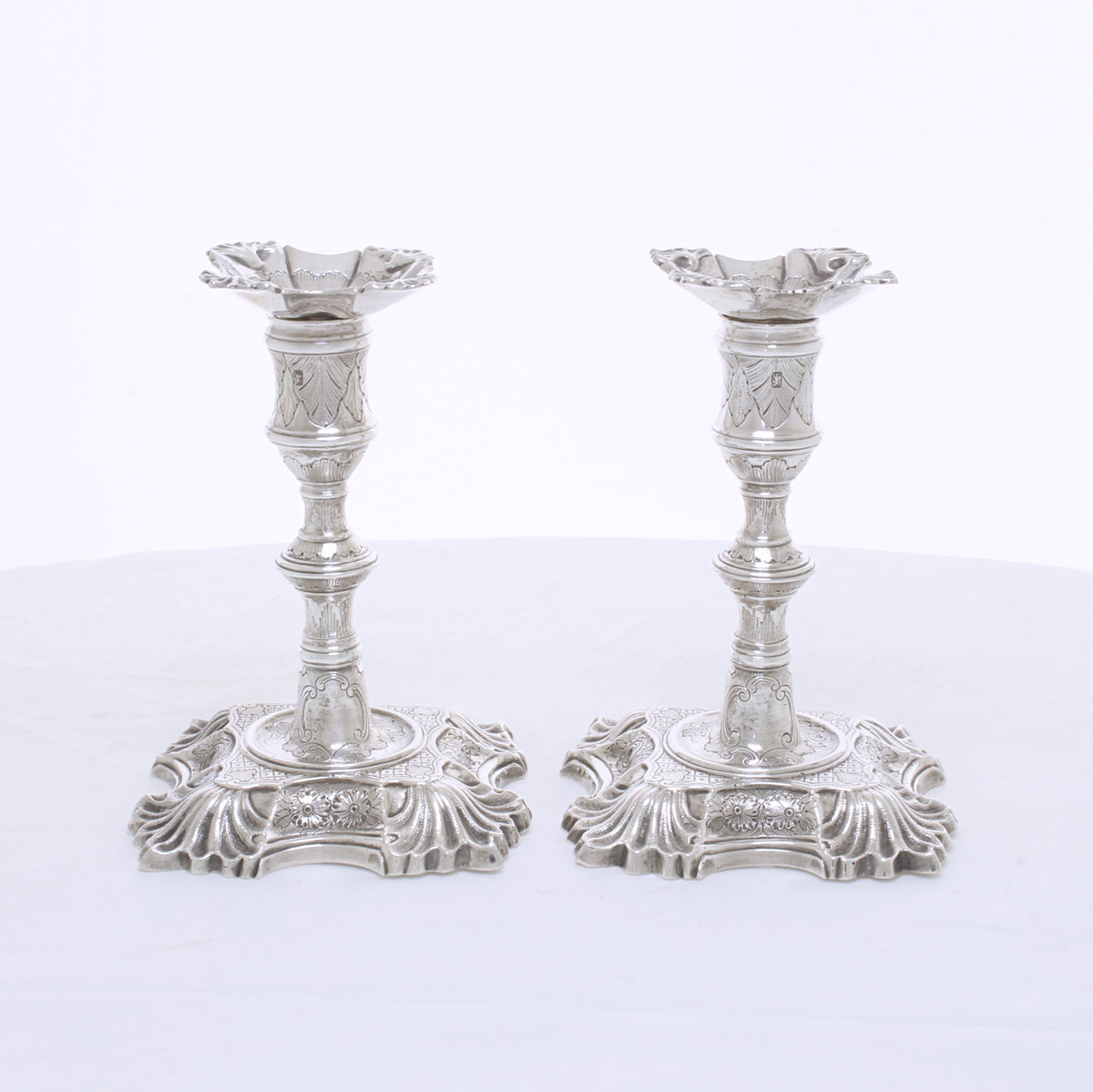 Massief Zilveren kandelaars George 2e