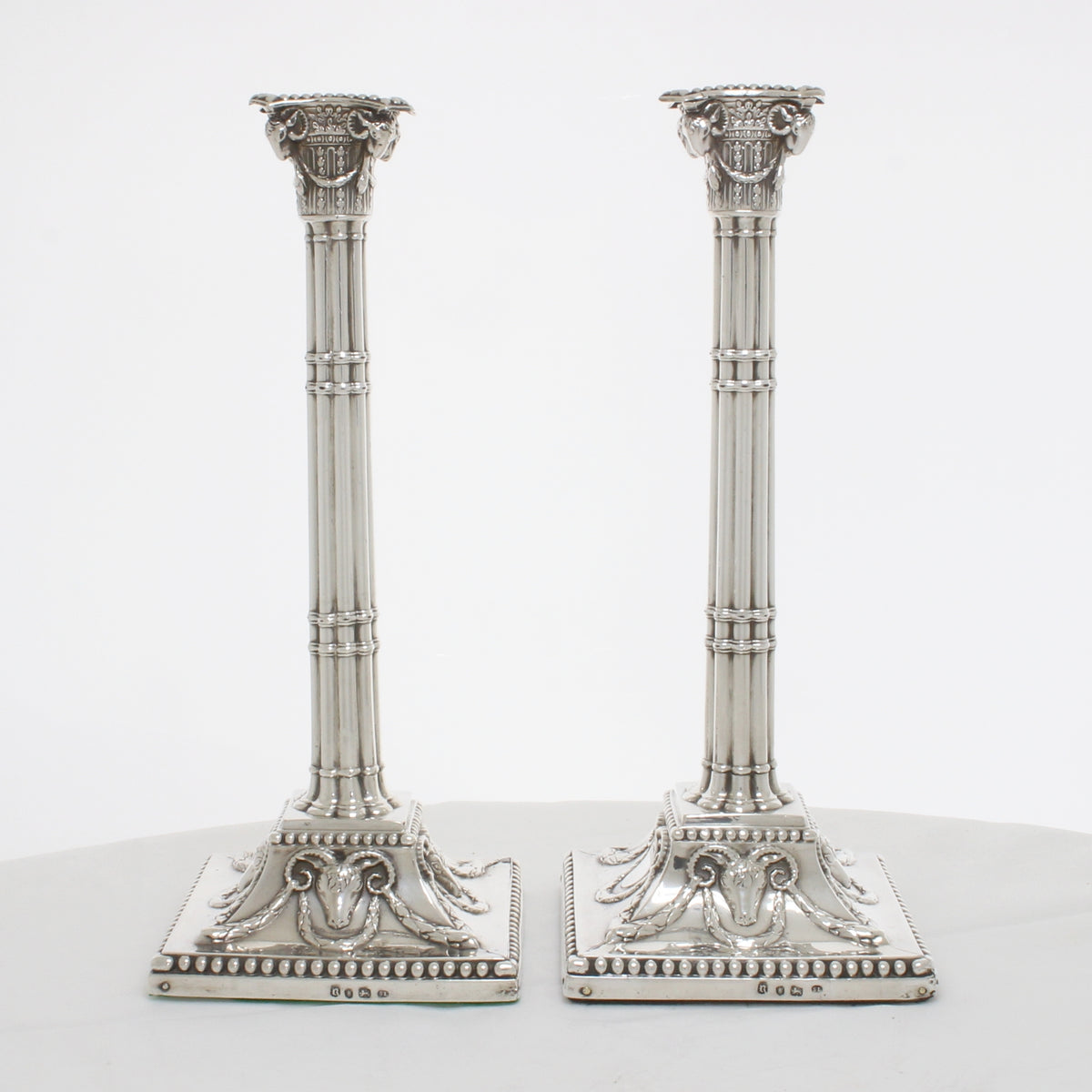 Set van 4 Antiek zilveren kandelaars 1772