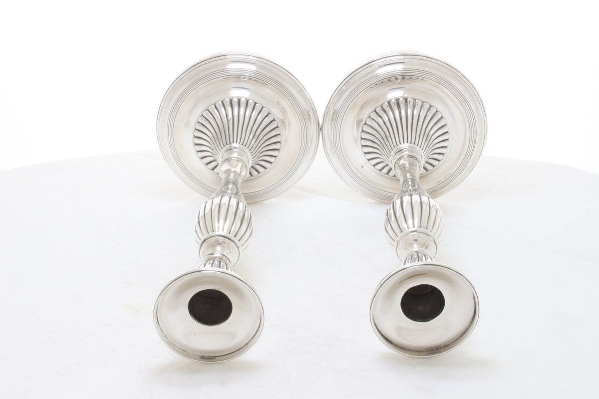 Georgische zilveren kaarshouders