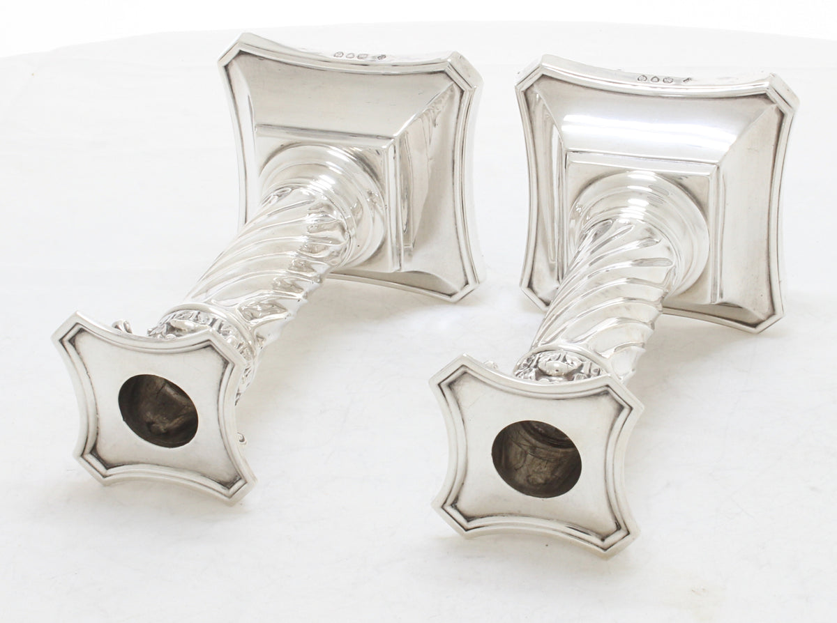 Korintische kandelaars Antiek Victoriaans Sterling Zilver 1891