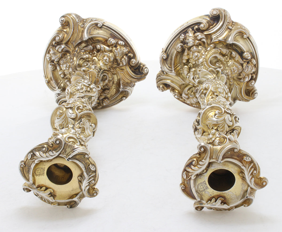 Antiek verguld groot paar kandelaars van sterling zilver 1818