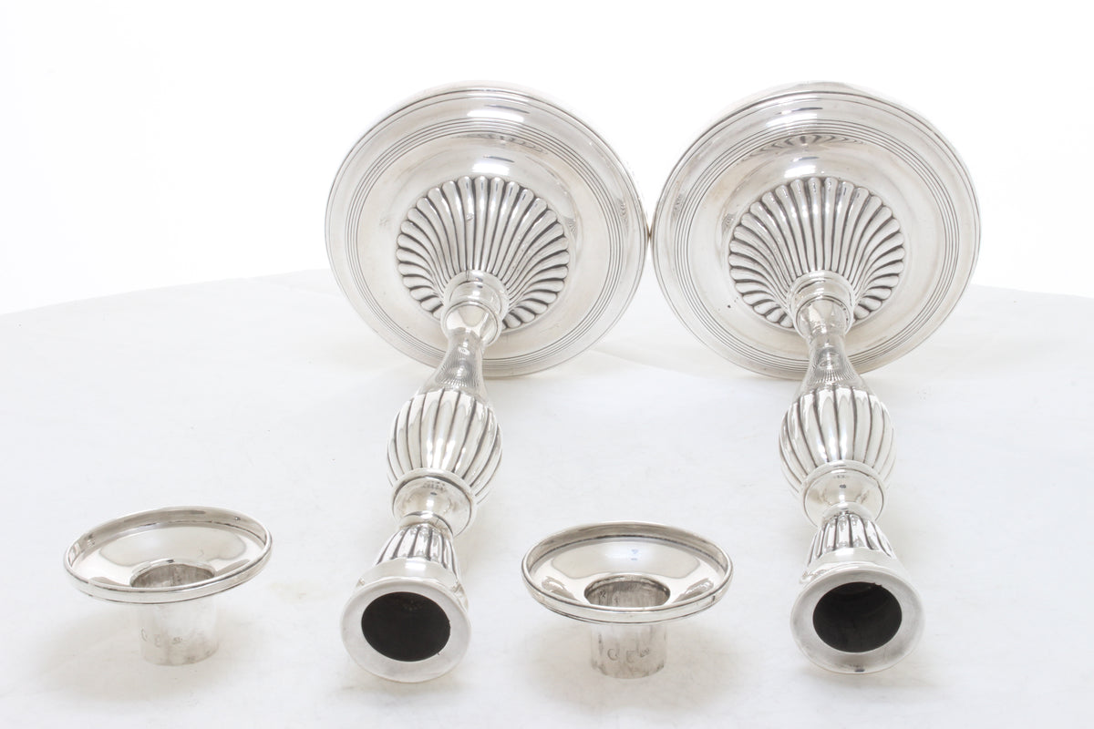 Georgische zilveren kaarshouders