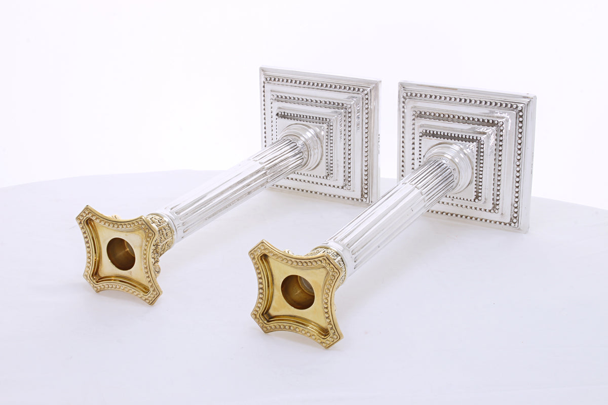 Modern Engels zilveren kandelaars