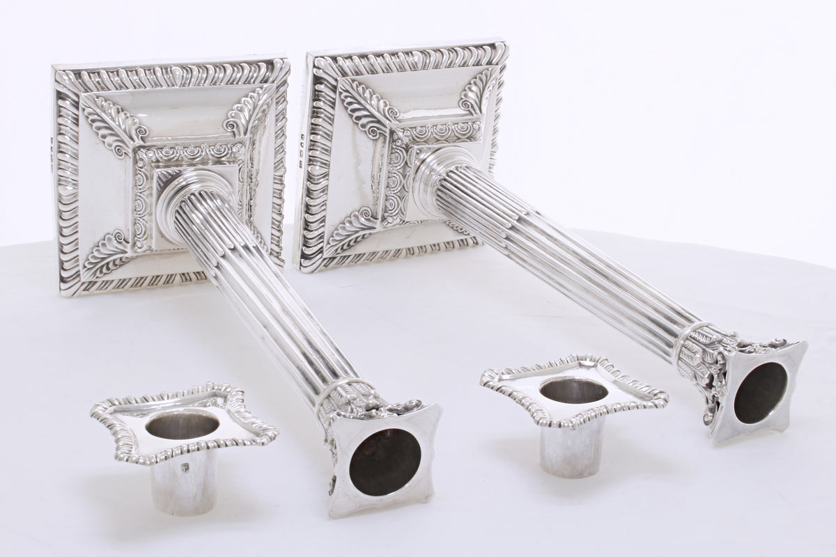 Antiek zilveren set kandelaars van vier 1770 - 1772