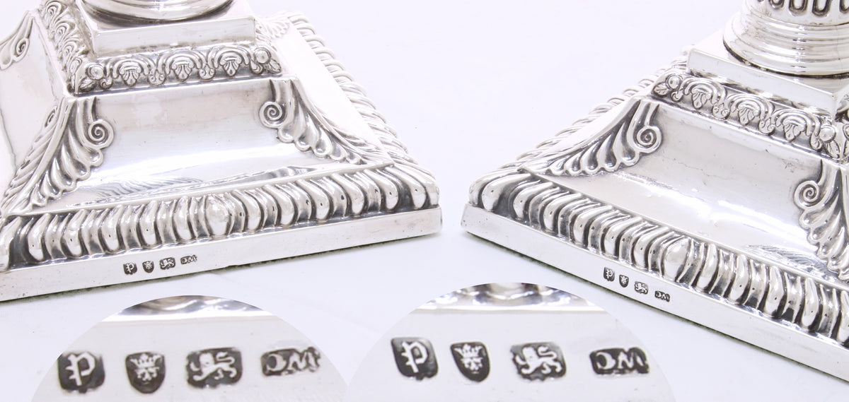 Antiek zilveren set kandelaars van vier 1770 - 1772