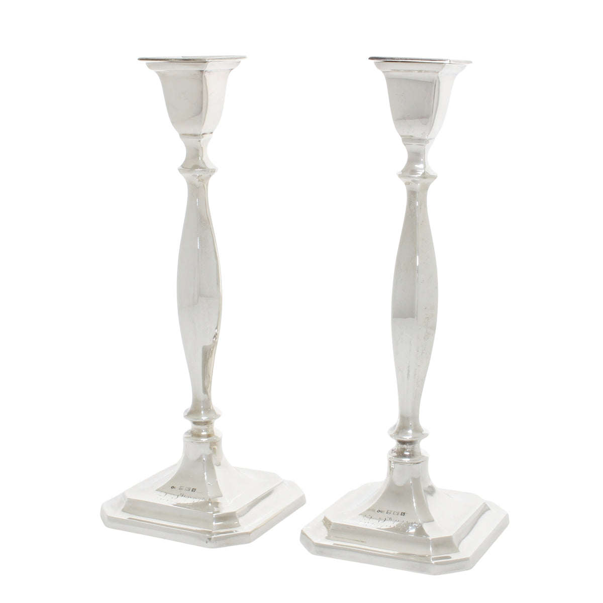 Engels Zilveren Sjabbat kandelaars staand