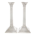 Korintische zilveren kandelaars van massief zilver voorkant