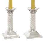 Victoriaanse Korintische Kandelaars Sterling met gouden kaars