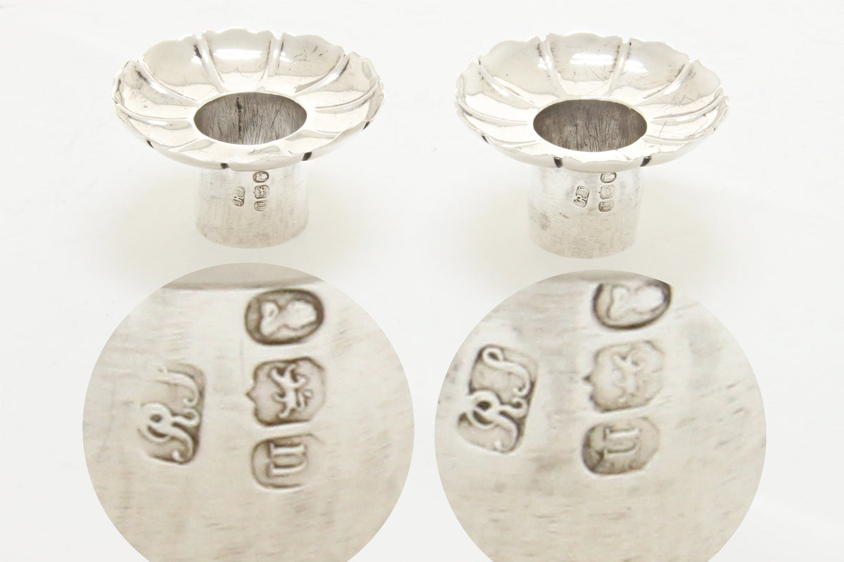Zilveren bobeches met keurmerken voor sterling zilver