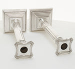 Zilveren kandelaars liggend uit Engeland