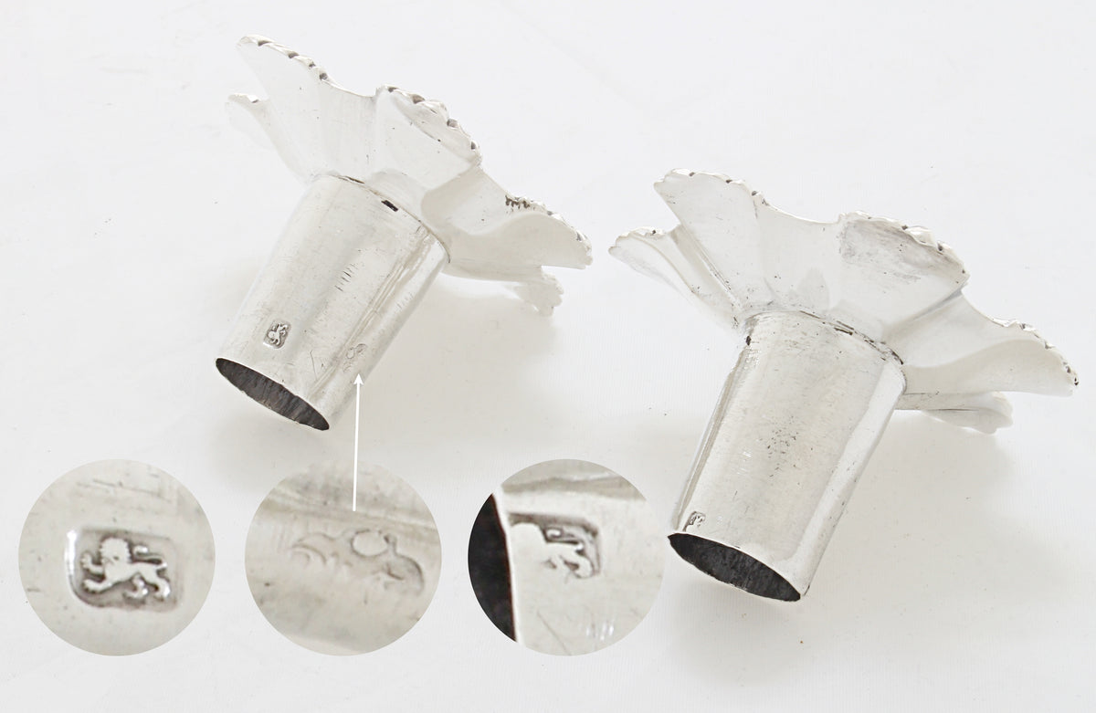 John en William Cafe antieke zilveren kandelaars met losse scones, sterling 925 zilver